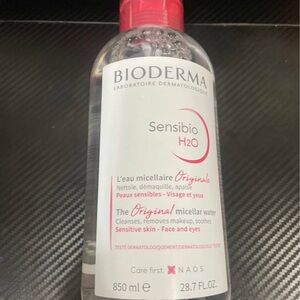 Bioderma Sensibio H2O Micellar Water - Pink Cap